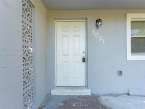 3051 NW 77th St, Miami FL 33147