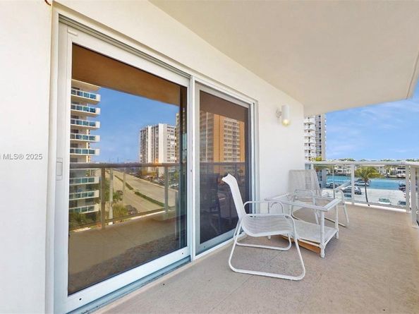 1801 S Ocean Dr 501, Hollywood FL 33019
