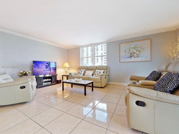 1801 S Ocean Dr 501, Hollywood FL 33019