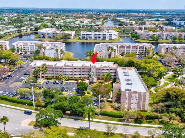 7711 Trent Dr 106, Tamarac FL 33321