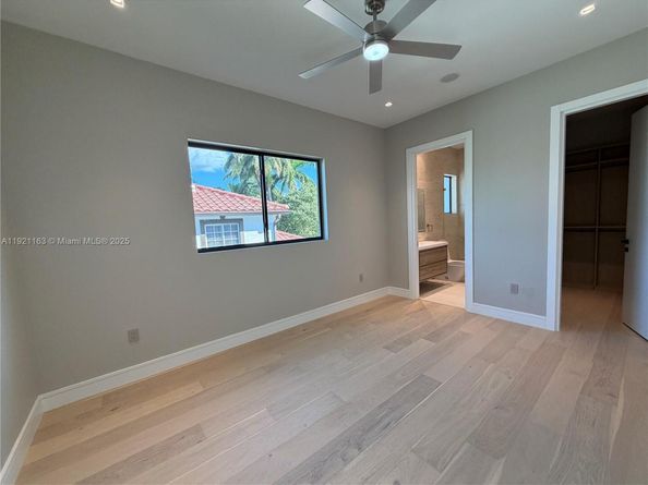 1380 Hollywood Blvd, Hollywood FL 33019