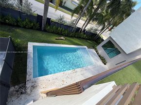 1380 Hollywood Blvd, Hollywood FL 33019