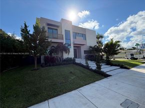 1380 Hollywood Blvd, Hollywood FL 33019