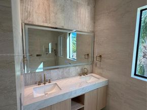 1380 Hollywood Blvd, Hollywood FL 33019