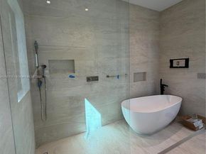 1380 Hollywood Blvd, Hollywood FL 33019