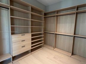 1380 Hollywood Blvd, Hollywood FL 33019