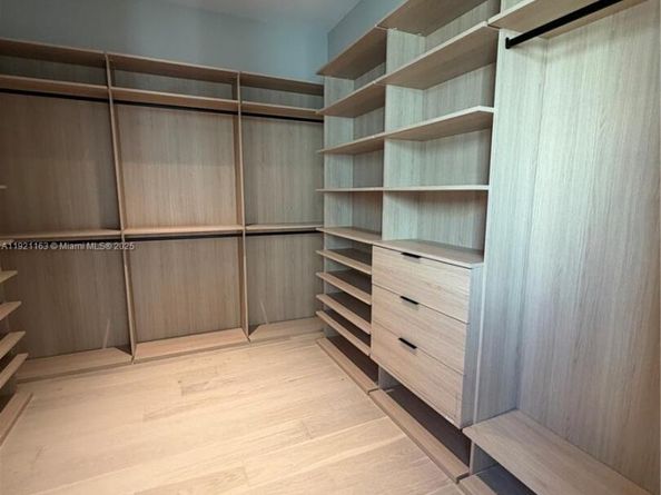 1380 Hollywood Blvd, Hollywood FL 33019