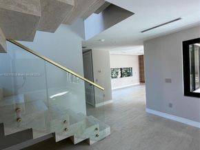 1380 Hollywood Blvd, Hollywood FL 33019