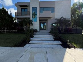 1380 Hollywood Blvd, Hollywood FL 33019