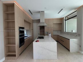 1380 Hollywood Blvd, Hollywood FL 33019