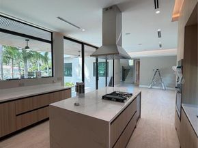 1380 Hollywood Blvd, Hollywood FL 33019