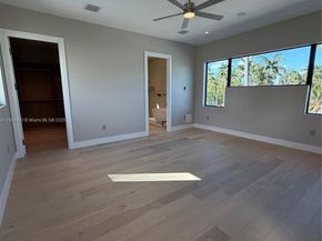 1380 Hollywood Blvd, Hollywood FL 33019