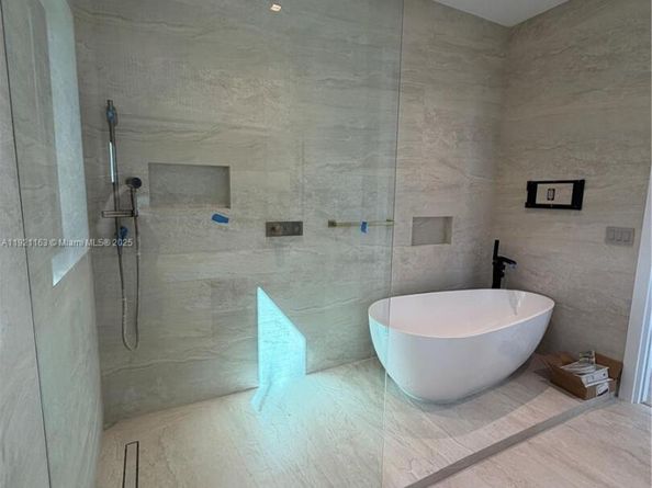 1380 Hollywood Blvd, Hollywood FL 33019