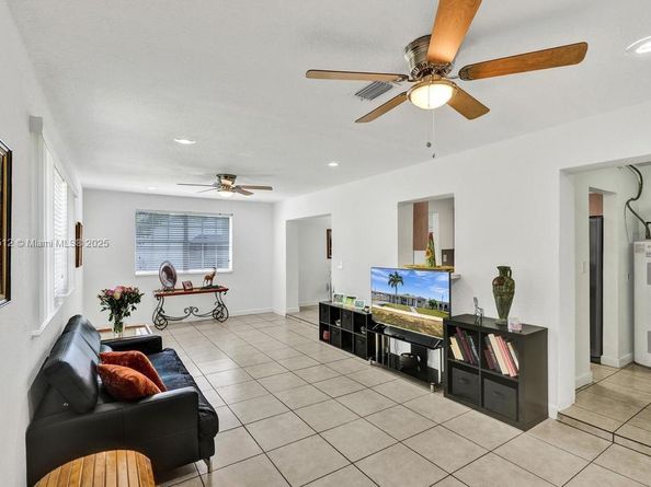 10451 SW 150 Ter, Miami FL 33176