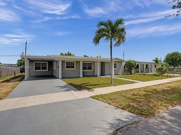 10451 SW 150 Ter, Miami FL 33176