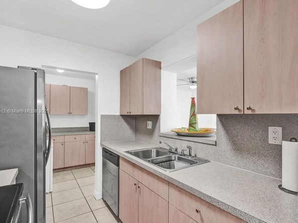 10451 SW 150 Ter, Miami FL 33176