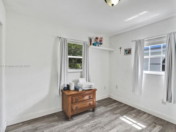 10451 SW 150 Ter, Miami FL 33176