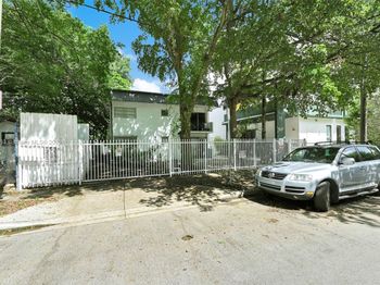 641 NW 2nd St