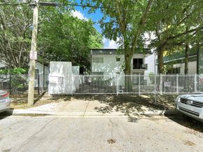 641 NW 2nd St, Miami FL 33128