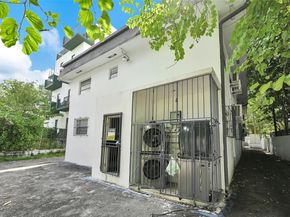 641 NW 2nd St, Miami FL 33128