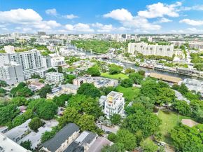 641 NW 2nd St, Miami FL 33128