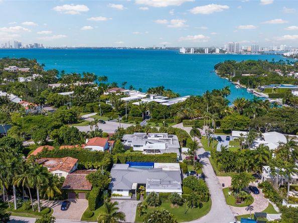 6420 Pinetree Drive Cir, Miami Beach FL 33141