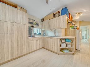 170 S Hibiscus Dr, Miami Beach FL 33139