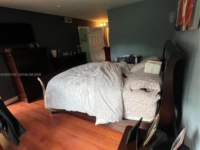 8335 SW 72nd Ave 212D, Miami FL 33143
