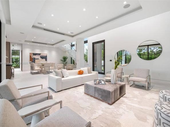 4231 SW 11th St, Miami FL 33134