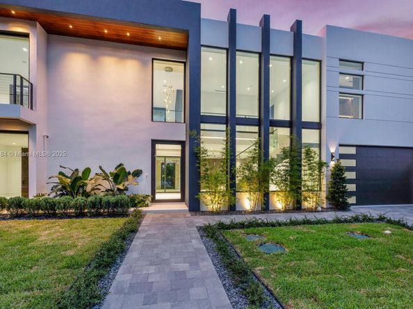 4231 SW 11th St, Miami FL 33134