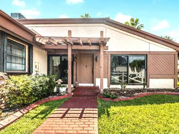 513 Leslie Dr