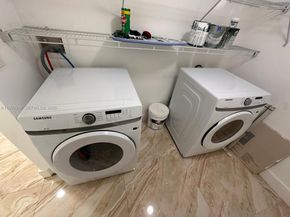 4242 NW 2nd St 1116, Miami FL 33126