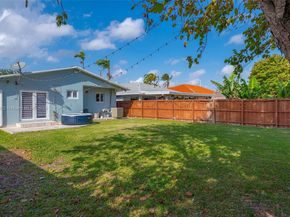 6432 SW 33rd St, Miami FL 33155