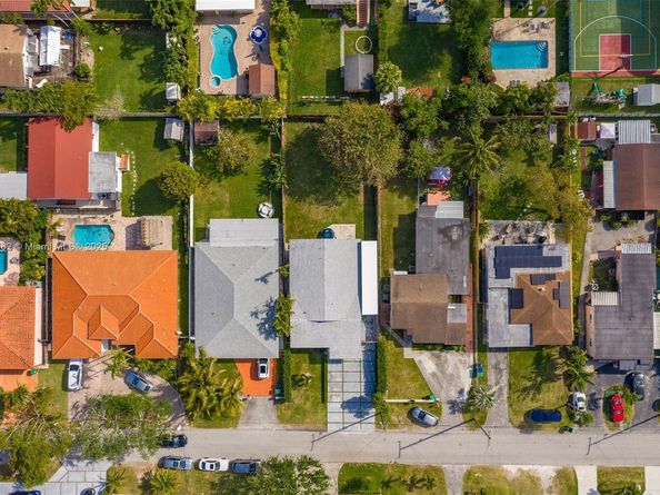 6432 SW 33rd St, Miami FL 33155