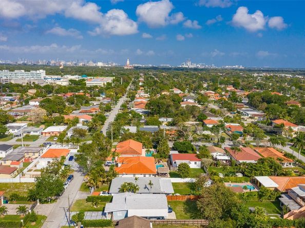 6432 SW 33rd St, Miami FL 33155