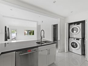 6432 SW 33rd St, Miami FL 33155