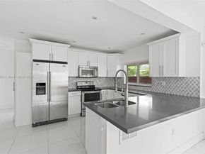 6432 SW 33rd St, Miami FL 33155