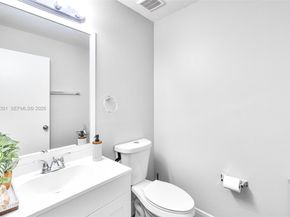 2836 W River Run Cir W, Miramar FL 33025