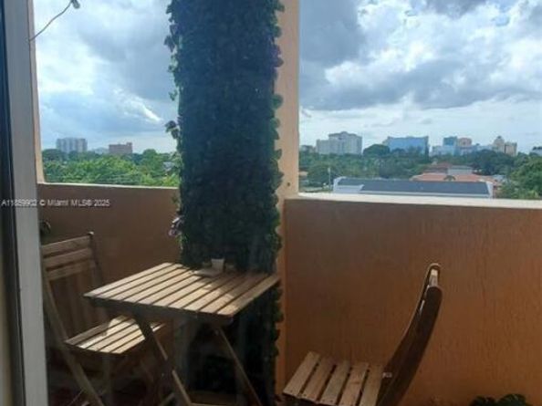 2280 SW 32nd Ave 313, Miami FL 33145