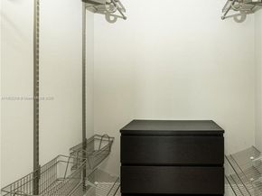 900 Saint Charles Pl 621, Pembroke Pines FL 33026