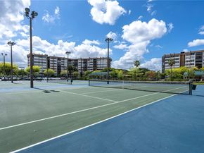 900 Saint Charles Pl 621, Pembroke Pines FL 33026