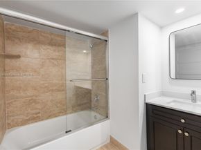 555 NE 15th St 29F, Miami FL 33132