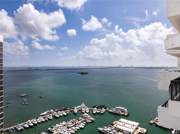555 NE 15th St 29F, Miami FL 33132