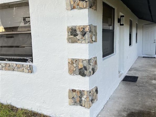 4809 SW 25th St, West Park FL 33023
