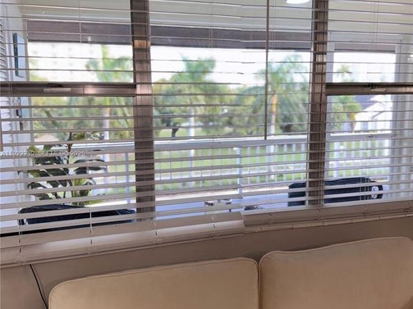 300 Layne Blvd 303, Hallandale Beach FL 33009