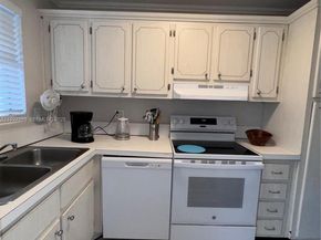 300 Layne Blvd 303, Hallandale Beach FL 33009