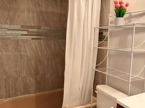 300 Layne Blvd 303, Hallandale Beach FL 33009