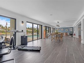 1601 Diplomat Pkwy, Hollywood FL 33019