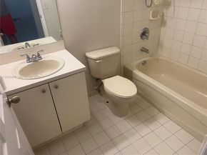 136 SW 15 Te, Homestead FL 33030