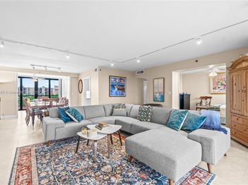 7137 Promenade Dr